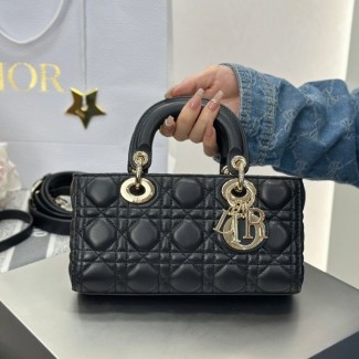 디올 Lady D-Joy 스몰 백 블랙 까나쥬 양가죽