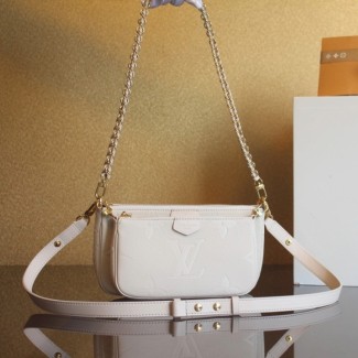 루이비통 멀티 포쉐트 악세수아 모노그램 앙프렝뜨 크림