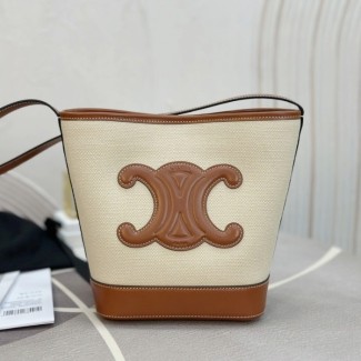 셀린느 카프스킨 퀴르 트리옹프 스몰 버킷 숄더백 화이트 탄 198243