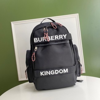 버버리 라지 로고 킹덤 디테일 네비스 백팩